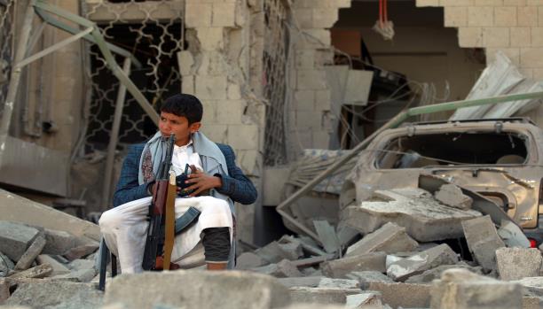 تحذيرات من خطورة التعاطف مع استهداف الحوثيين