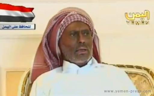 علي عبدالله صالح في أول ظهور علني له بعد حادثة محاولة إغتياله (أ