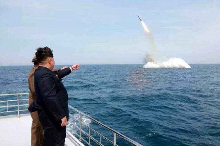 كوريا الشمالية تؤكد نجاحها في إطلاق صاروخ باليستي قادر على حمل رؤوس نووية