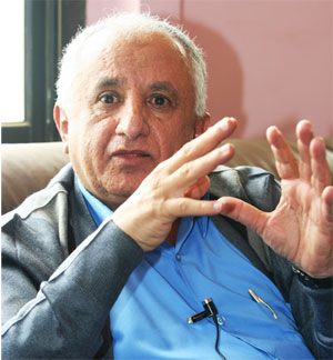 عبد الرحمن بجاش - صحفي