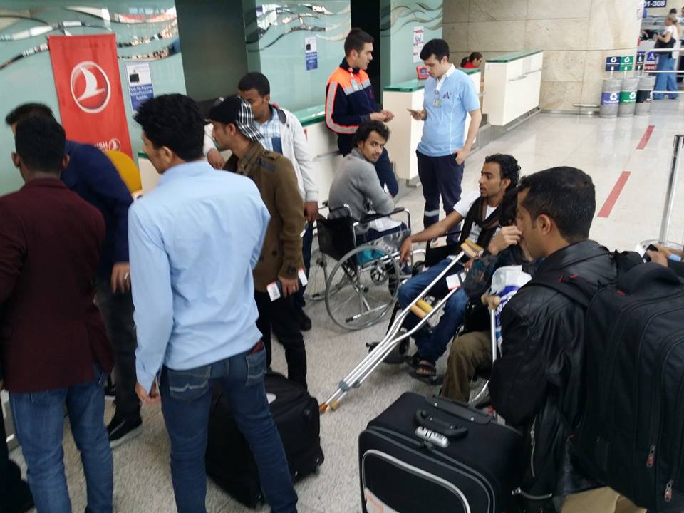عودة مجموعة رابعة من جرحى تعز بعد اتمام برنامجهم العلاجي في تركيا