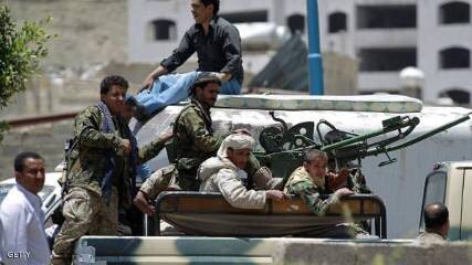 مصادر عسكرية: انشقاقات وخلافات كبيرة في معسكرات الحوثيين بسبب الهزائم الأخيرة