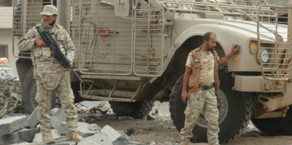 قوات الأمن في عدن تحيط هجوم إرهابي لاستهداف البنك المركزي