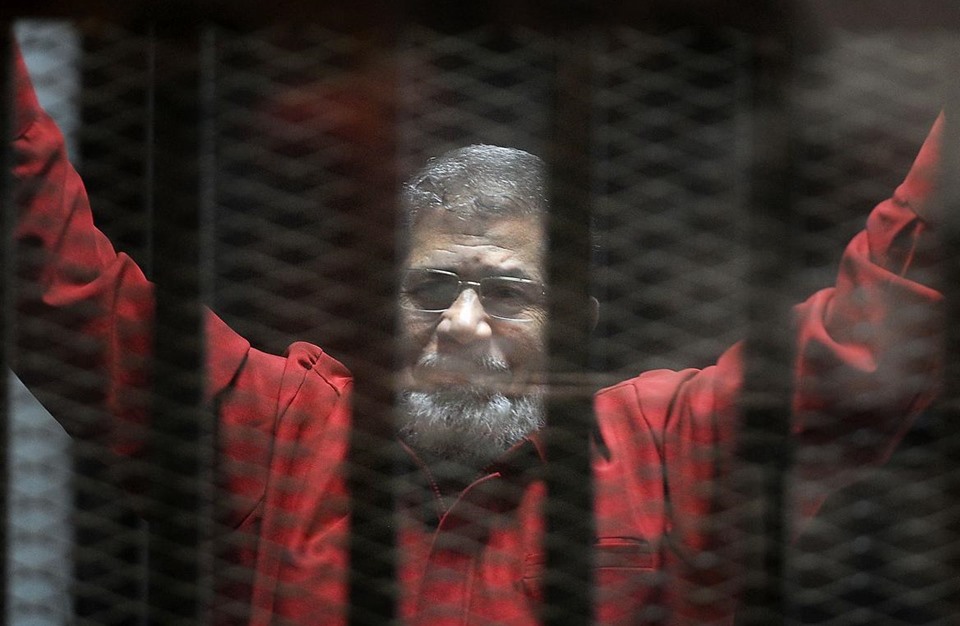 محكمة مصرية تؤيد حكما نهائيا بحبس الرئيس محمد مرسي 20 عاما