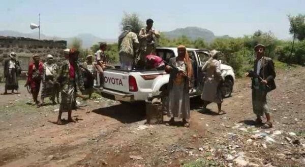 الحوثيون يفجرون منزل قيادي بمقاومة عتمة والقبائل تصد هجمات المليشيات ..تفاصيل