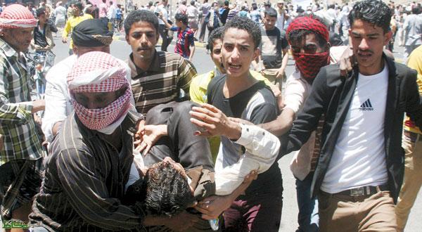 عكاظ: علي صالح وضع سيناريو احتلال الحوثيين لتعز