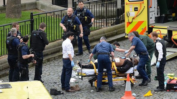 ارتفاع ضحايا هجوم البرلمان البريطاني إلى 5 قتلى و 40 جريحا