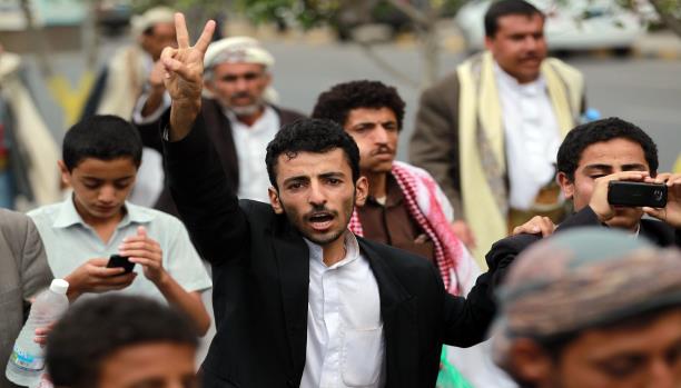 يستغل الحوثيون الغضب من \