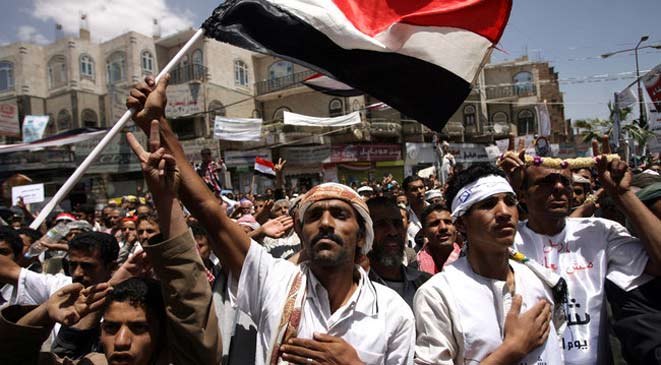 سقوط صنعاء يثير قلق مثقفيها
