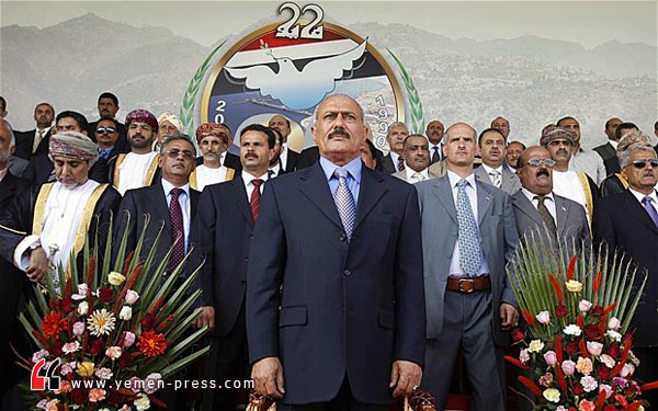 دبلوماسيون: الرئيس اليمني يسعى للاقامة في سلطنة عمان