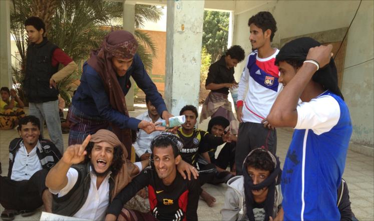 تجنيد بعدن لمواجهة تهديدات الحوثيين