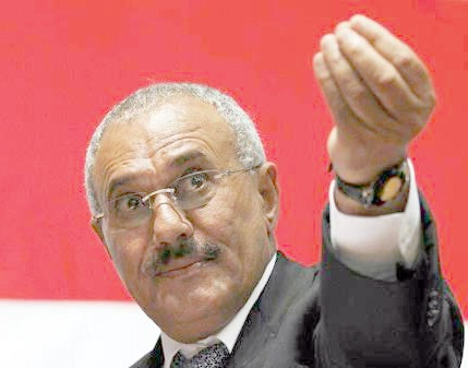 سكرتير صالح يضع الحوثيين أمام خياران ويعتبر المطالبة بترشيح أحمد علي جنون سياسي