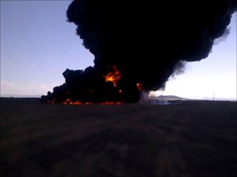 عناصر تخريبية تفجر أنبوب النفط في منطقة صرواح بمأرب فجر اليوم
