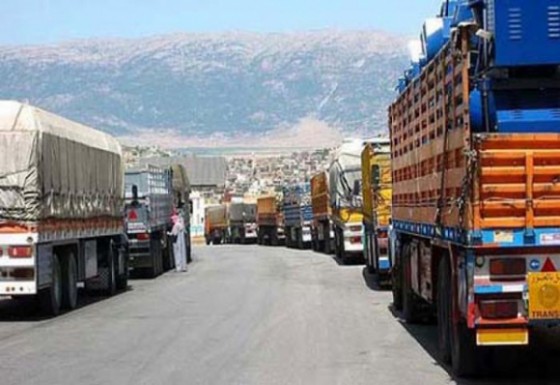 تعرض مالكي شاحنات نقل البضائع من وإلى السعودية لعمليات نهب وجباية غير قانونية على يد النقاط الأمنية