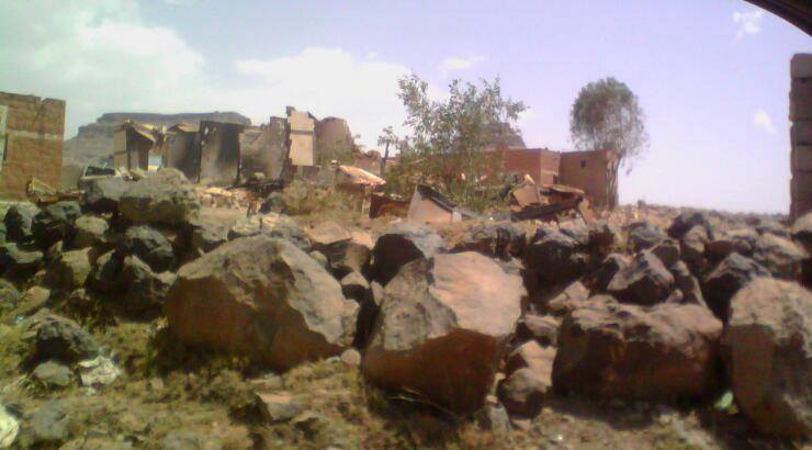 أحد المنازل الذي فجره الحوثيون في بني مطر