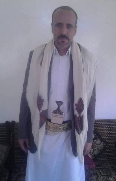شيخ من خولان أعلن الحوثيون مقتله في “قصف الصالة” يظهر في سجونهم مختطفًا