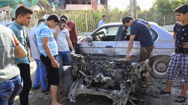تفجير انتحاري بشاحنة ملغومة يقتل نحو 100 شخص في بغداد وداعش يتبنأ العملية