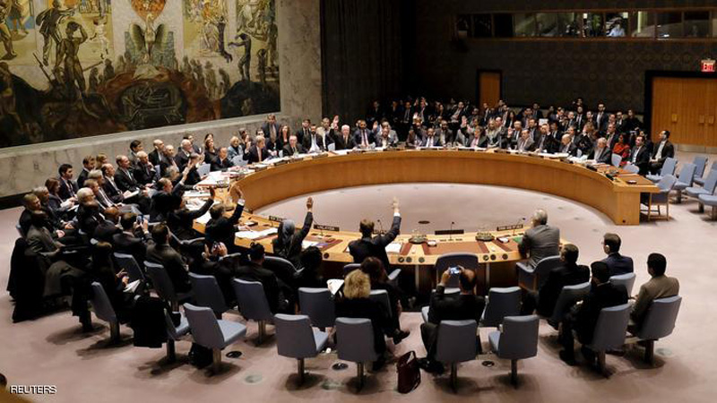 شاهد بالفيديو .. كيف ضجت قاعة مجلس الأمن بالتصفيق الحار لحظة اعلان التصويت بوقف الاستيطان الاسرائيلي