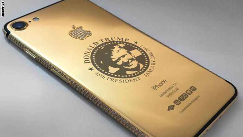 متجر في الشارقة يبيع هواتف مطلية بالذهب.. مزيّنة بوجه ترامب!