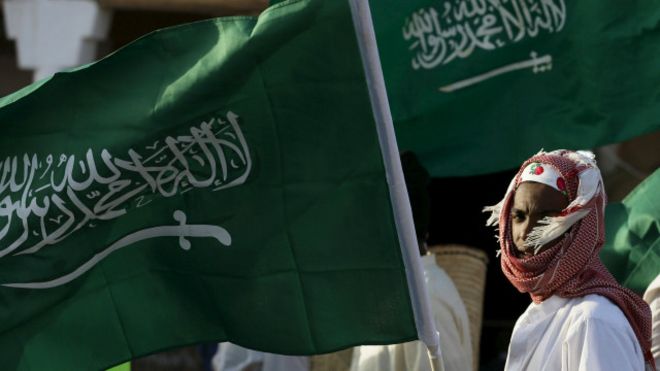 أمير سعودي يُقاضي في أمريكا بسبب حفلات «للتعري والمخدرات»
