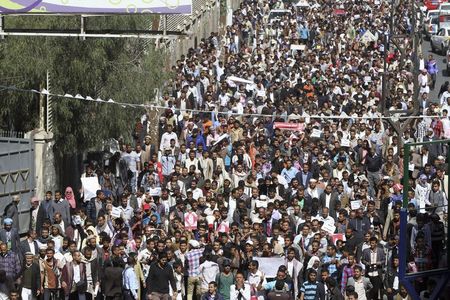 اليمن يواجه خطر التفكك بعد رفض الجنوب استيلاء الشيعة على السلطة