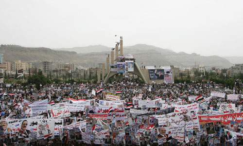 محافظ صنعاء يحذر من عواقب إقامة مهرجان للمخلوع صالح ويدعو لعدم الانجرار لتلك الدعوات