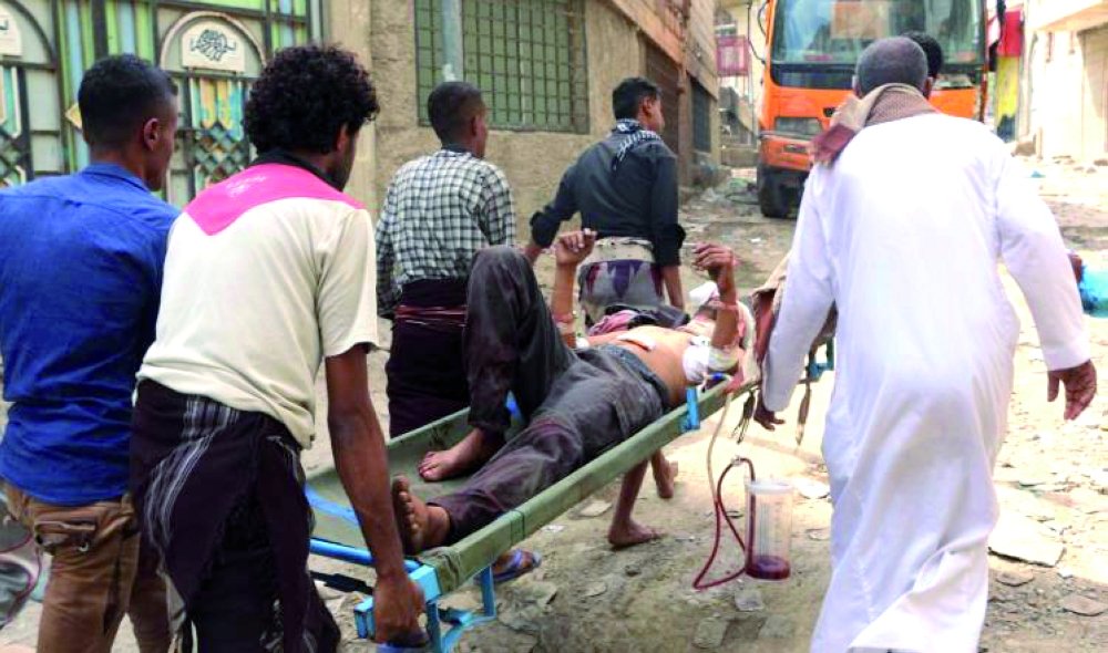 مدير مكتب الصحة بتعز يكشف عن حصيلة مرعبة لضحايا قصف المليشيات على المدنيين في المحافظة