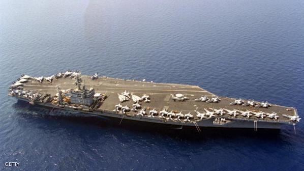 الولايات المتحدة تسحب حاملة طائرات وبارجة من قبالة سواحل اليمن