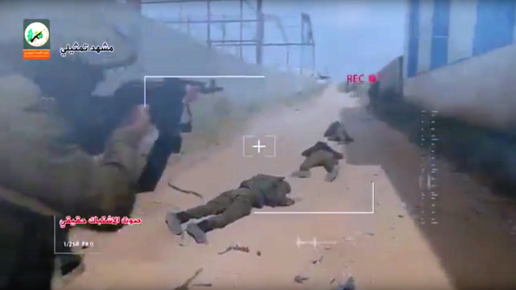 «كتائب القسام» تعرض مشاهد لقتل 8 جنود إسرائيليين وأسر الجندي «آرون شاؤول» (فيديو)
