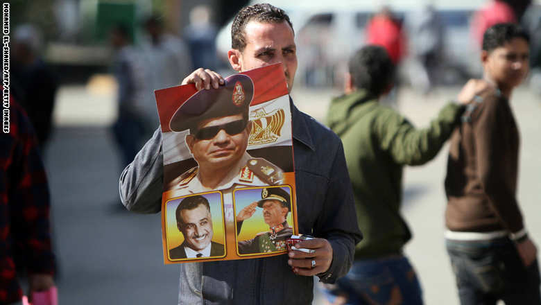 السيسي يجري حركة تغييرات لقادة الجيش المصري (الأسماء)