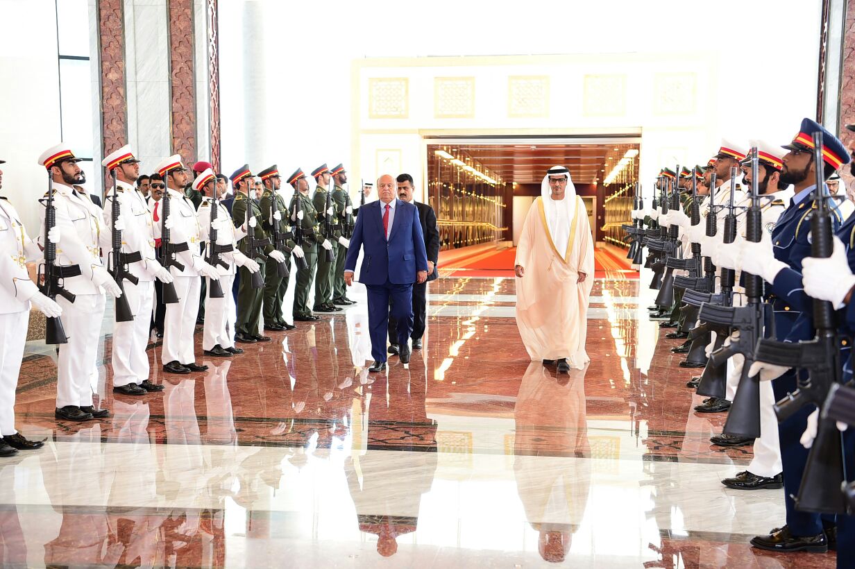  الرئيس هادي يصل إلى العاصمة الإماراتية أبو ظبي (صور)