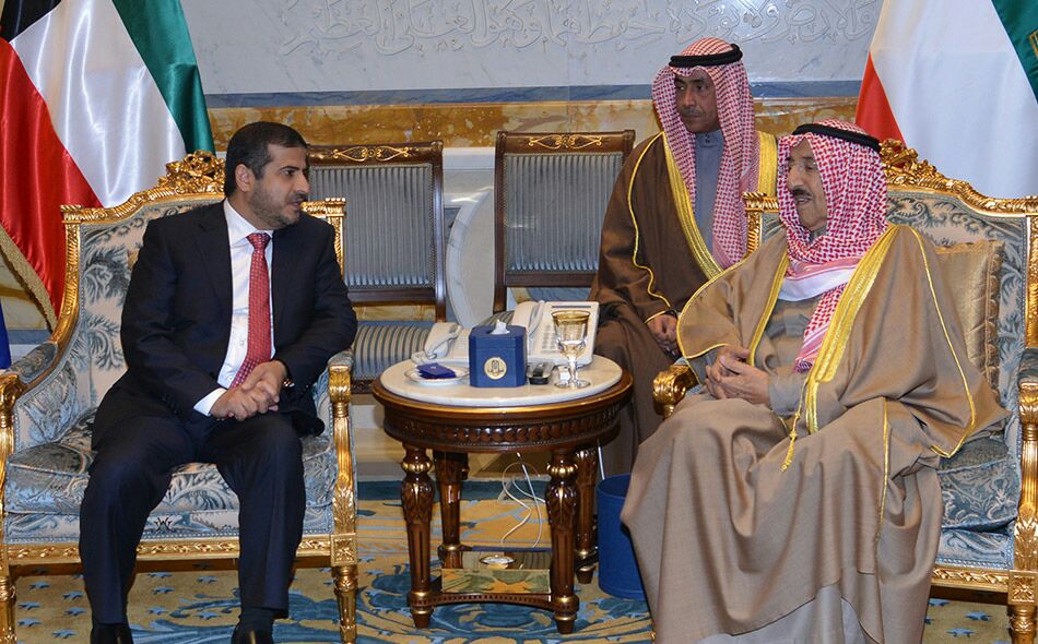 أمير الكويت يؤكد استعداده لبذل كافة الجهود لمساعدة اليمن في الخروج من أزمته
