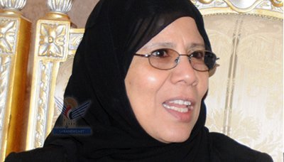 وزيرة حقوق الإنسان السابقة ترصد معاناة اليمنيين جراء الحرب وانتهاكات الحوثيين