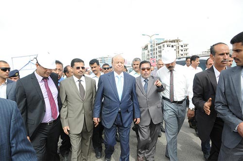 جولة الرئيس هادي في عدد من مديريات محافظة عدن وميناء عدن