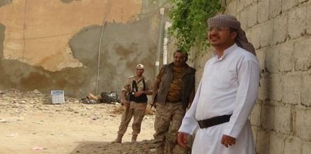 مصرع نجل إعلامي حوثي بنيران الجيش الوطني في المخا