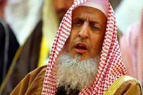 مفتي السعودية يحذر من الترويج الكاذب لمقتنيات الرسول صلى الله عليه وسلم