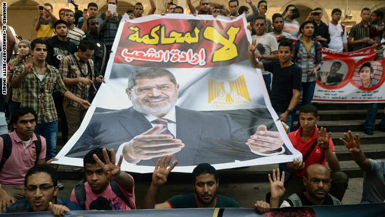 مفاجأة في محاكمة مرسي بـ