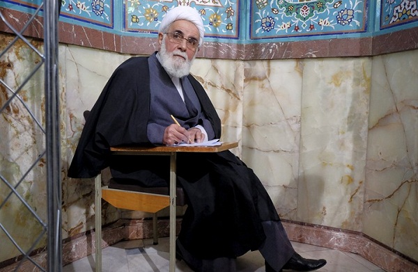 «نوري» في افتتاح العام الدراسي الجديد بإيران : «خامنئي» يمتلك كل الصلاحيات التي كانت للنبي «محمد» (ص)