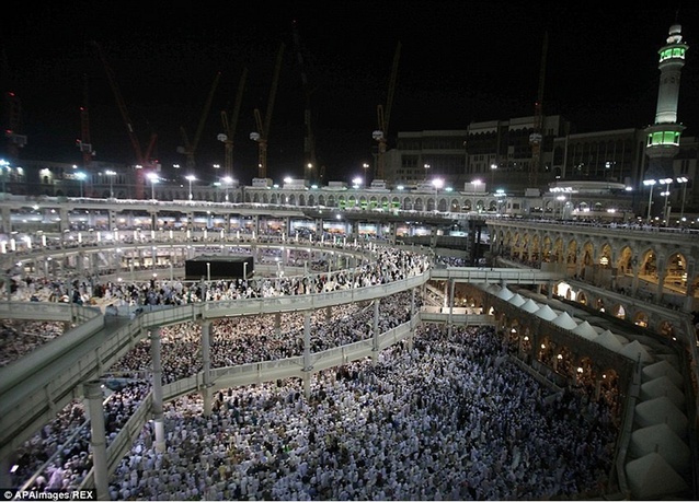 بالصور: وصول ملايين الحجاج إلى مكة لأداء فريضة الحج