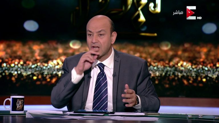 عمرو أديب يصف “الجزيرة” بالـ “إحترافية” وقطر دولة كبيرة.. ربنا يزيدهم (فيديو)