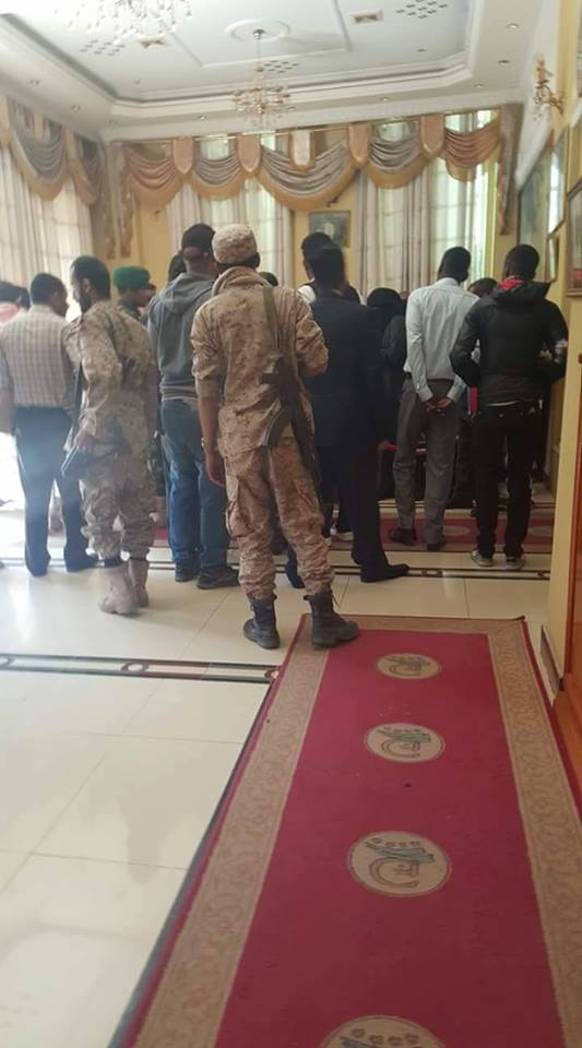 ميليشيا الحوثي تقتحم فعالية أممية حول حقوق الإنسان في فندق وسط إب