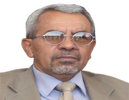 مستشار للرئيس اليمني: الحوثيون والقاعدة يمارسون \