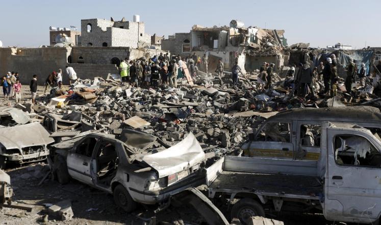 فورين بوليسي: عاصفة الحزم مقامرة ومحاولة إعادة الرئيس هادي إلى صنعاء مجرد طموح