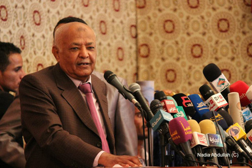 الحكومة اليمنية تعتزم إصدار بطاقة خاصة بالمغتربين في الخارج المقدر عددهم 6 مليون مغترب