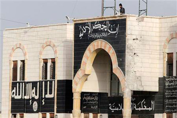 داعش تعلن تأسيس دولة الخلافة 