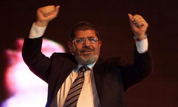 مرسي حقق لمصر في عام واحد 14 إنجازا اقتصاديا