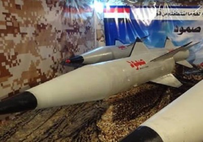 الحوثيون يعلنون دخول صاروخ «صمود» على خط المواجهات مع السعودية