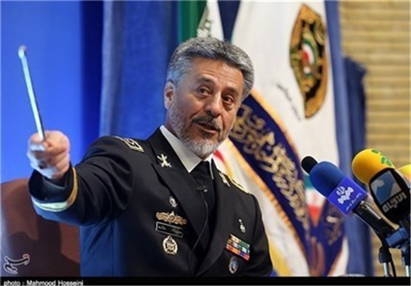 قائد القوات البحرية الإيرانية، الأدميرال حبيب الله سياري