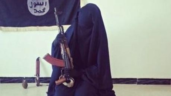 فتاة يهودية تحارب مع «داعش» تثير رعب إسرائيل