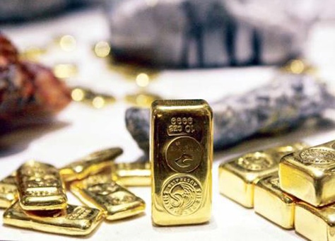الذهب يهبط إلى 1185 دولاراً قبل أن يستقر (قائمة بأسعار الذهب في اليمن اليوم)
